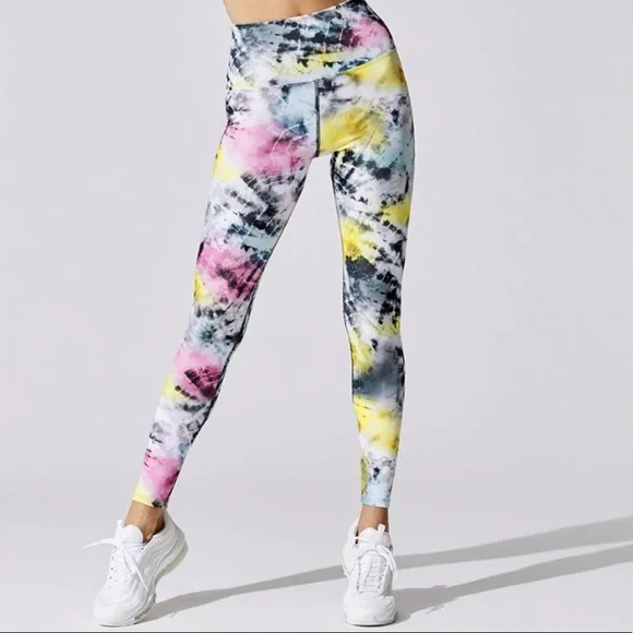 Beach Riot Sunburst Tie dye set - Picture 5 of 10